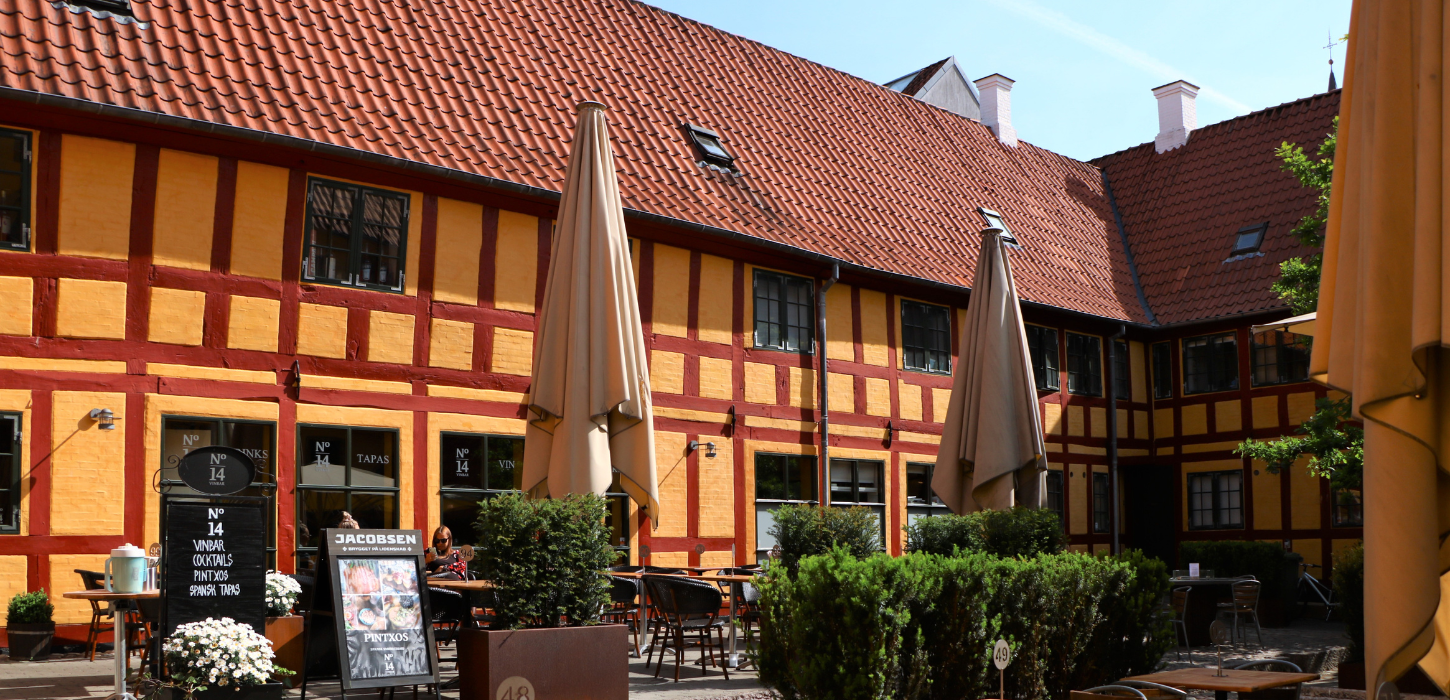 Den historiske bygning i Den Smidtske Gård i Vejle