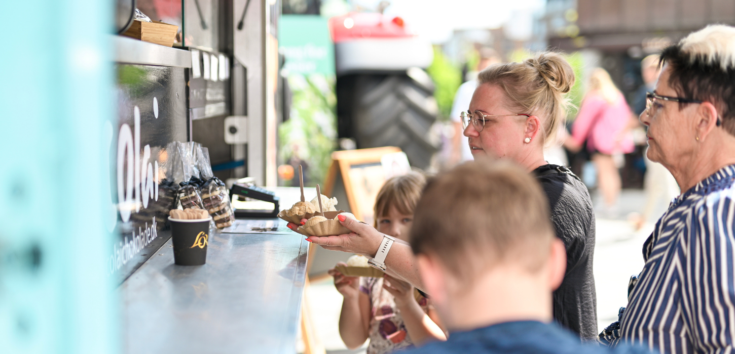 Vejle MADfest i madbod i midtbyen i Vejle