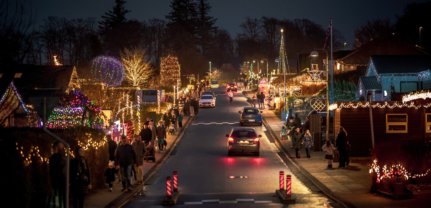View over Lundhusvej in Vejle with Christmas lights