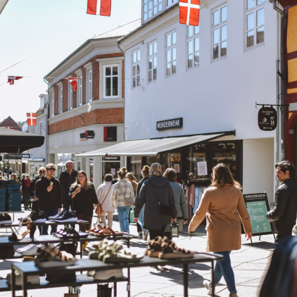 Mennesker på gågaden i Vejle