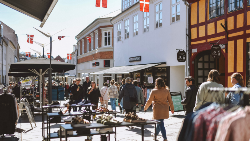 People on a shopping trip in the pedestrian street in Vejle