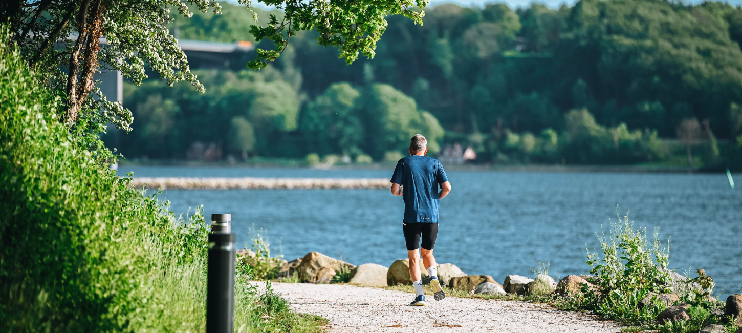 A runner on a summer day in Skyttehushaven