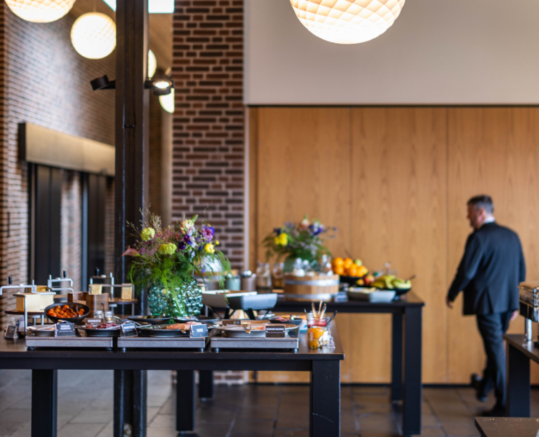 Morgenmadsbuffet på Munkebjerg Hotel